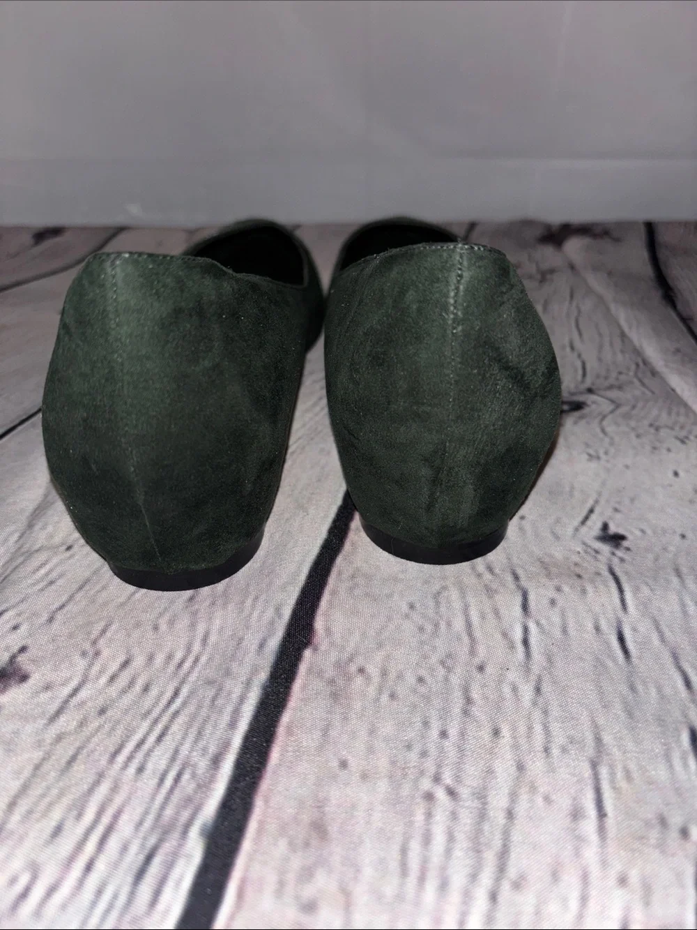 Dress Barn Dark Green Pointed-Toe Flats with Textured Cap